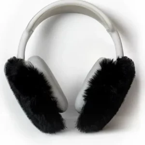 Black Fluffy Earmuffs | AirPods Max Case 1